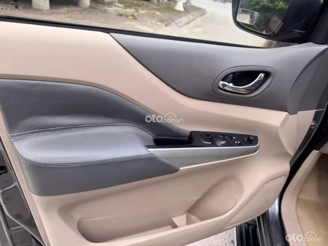Nissan Navara EL 2018 8