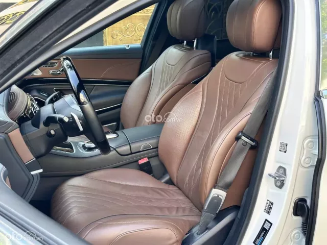 Mercedes-Benz Maybach S450 4Matic 2019 8