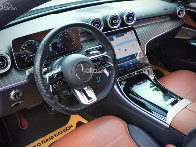 Mercedes-Benz C43 3.0 V6 2023 6
