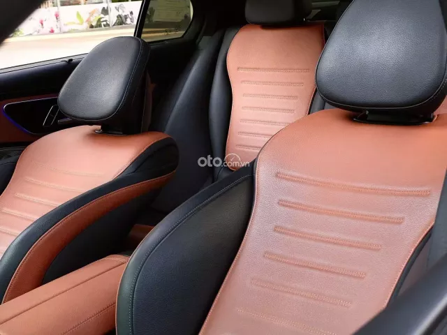 Mercedes-Benz C43 3.0 V6 2023 8