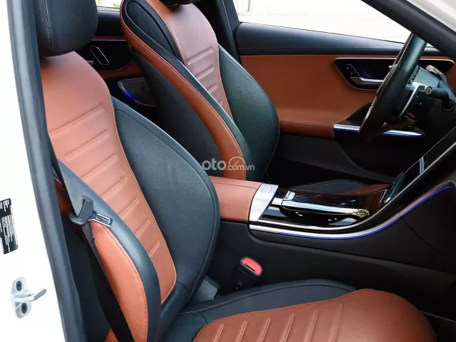 Mercedes-Benz C43 3.0 V6 2023 10