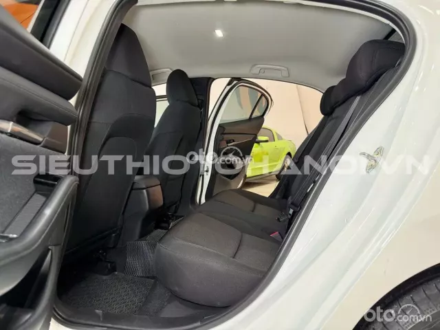 Mazda 3 Sedan 1.5L Deluxe 2024 11
