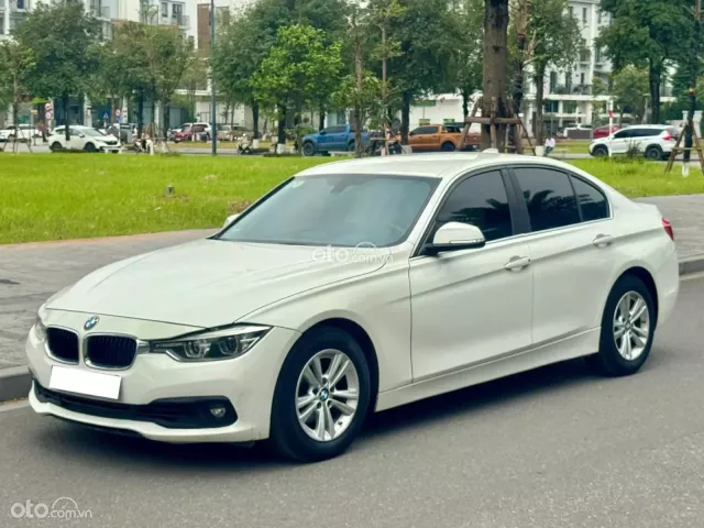 BMW 320i Executive 2015 3