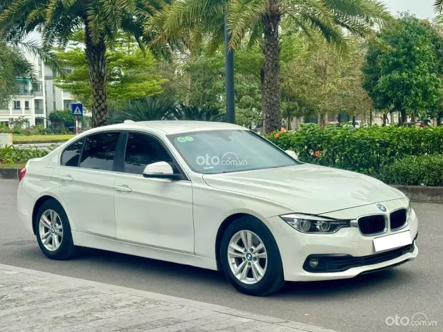 BMW 320i Executive 2015 2