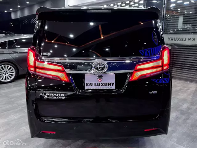Toyota Alphard 2021 4