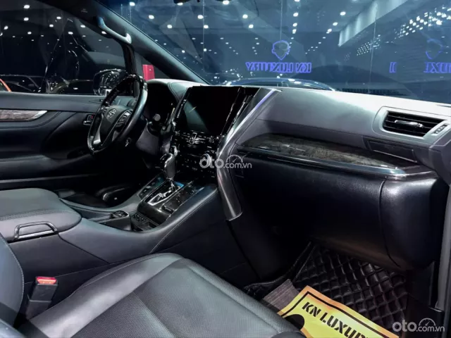 Toyota Alphard 2021 9