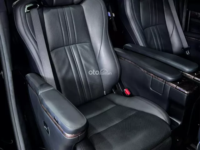 Toyota Alphard 2021 12