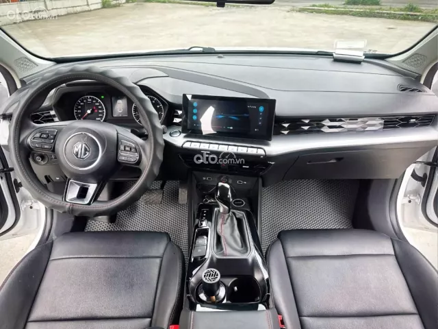 MG 5 1.5L STD 2024 7