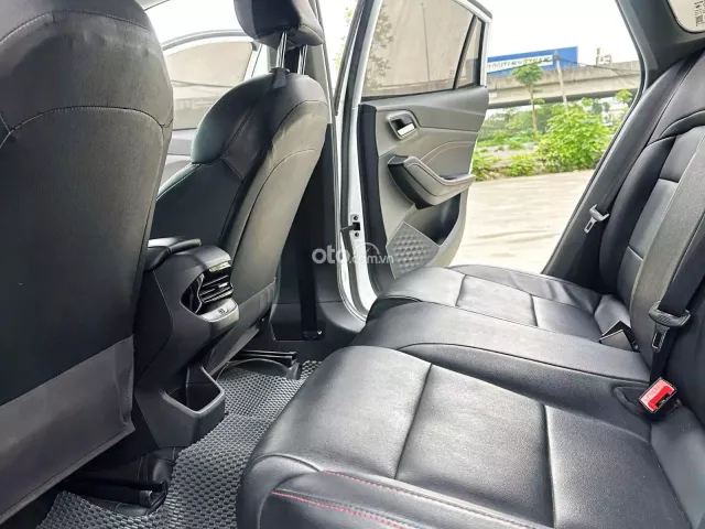 MG 5 1.5L STD 2024 9