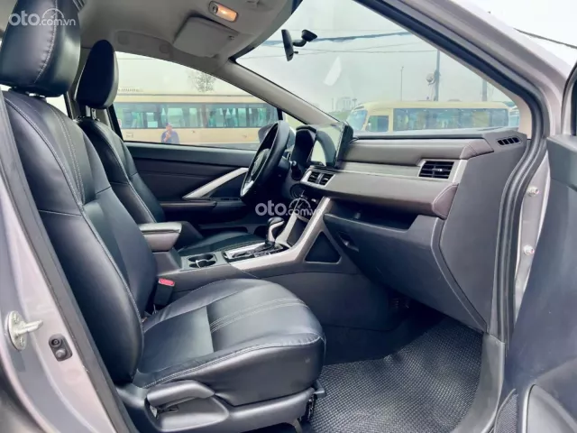 Mitsubishi Xpander AT Premium 2022 8