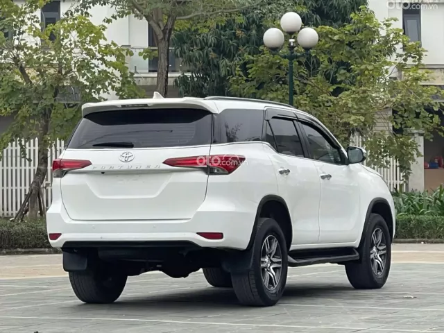 Toyota Fortuner 2.4 MT 4x2 2020 5