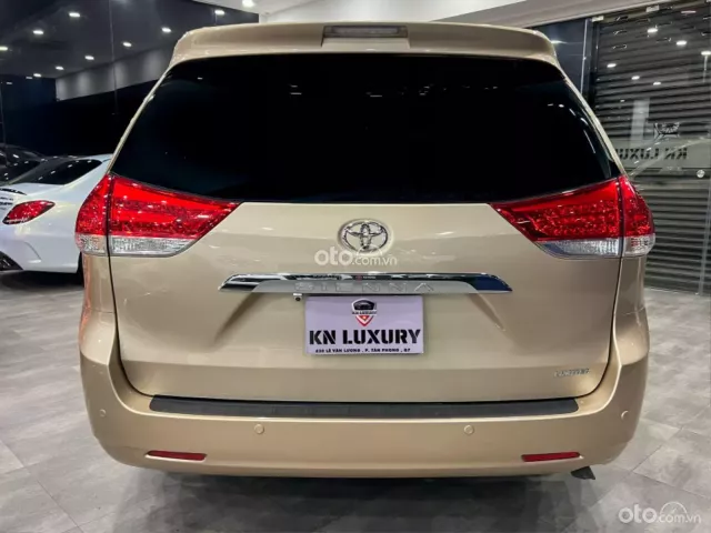 Toyota Sienna Limited 3.5 AT AWD 2012 2