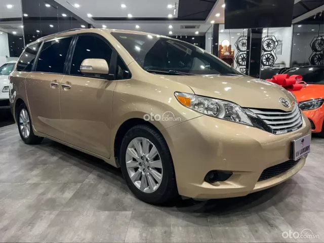 Toyota Sienna Limited 3.5 AT AWD 2012 4