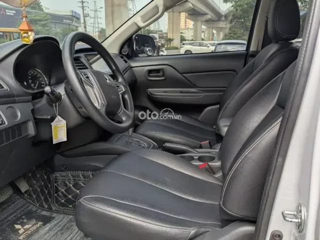 Mitsubishi Triton 4×2 AT 2022 7