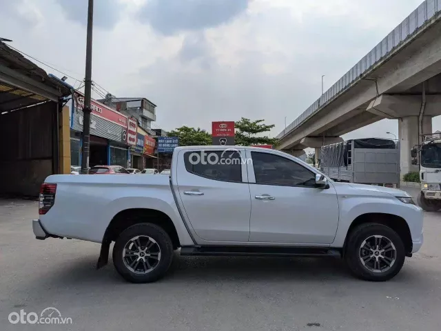 Mitsubishi Triton 4×2 AT 2022 3