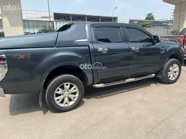 Xe cực đẹp bản 2 cầu, check test mọi nơi