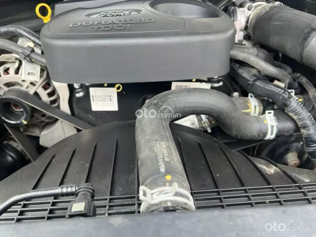 Xe cực đẹp bản 2 cầu, check test mọi nơi