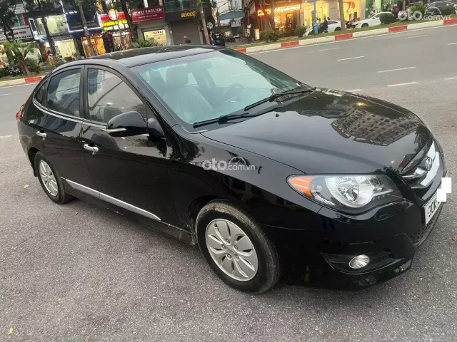 Hyundai Avante 1.6 MT 2011 3