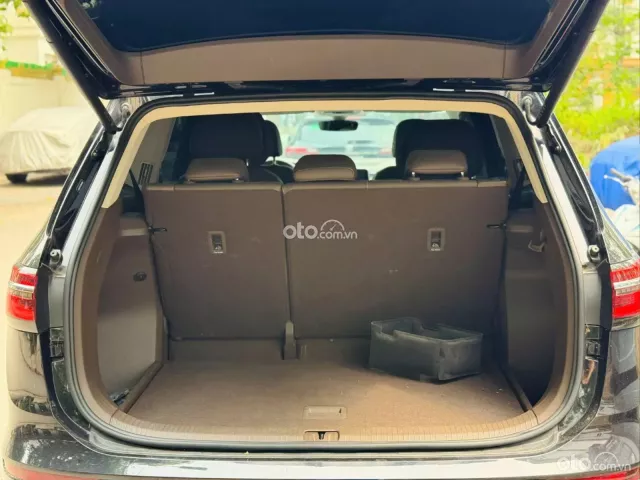 Volkswagen Viloran Luxury 2024 5