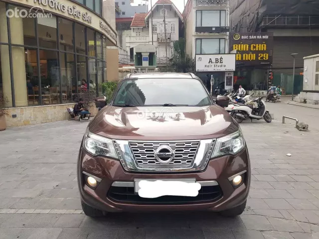 Nissan Terra V 4WD 7 AT 2019 2