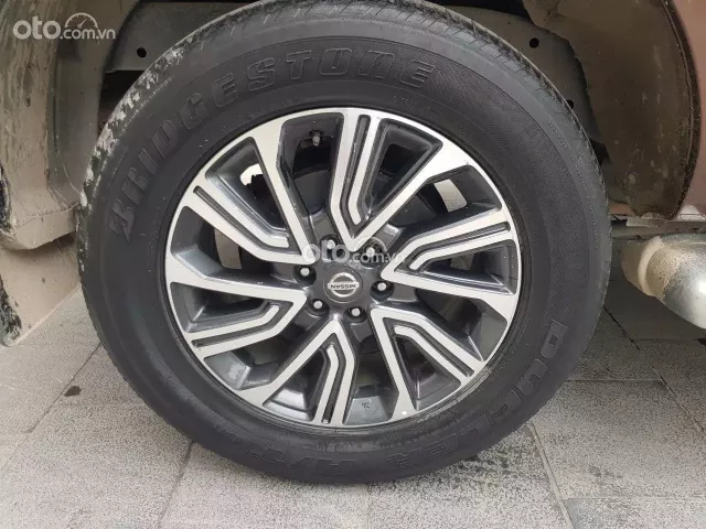 Nissan Terra V 4WD 7 AT 2019 8