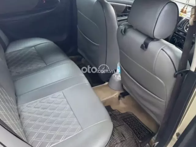 Cần bán Vios 2003 giá rẻ gia đình ít chạy