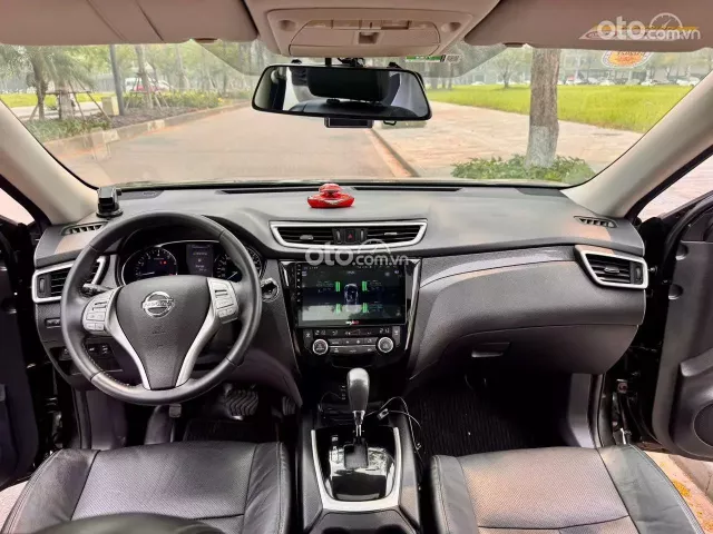 Nissan X trail 2.5 SV 4WD 2017 13