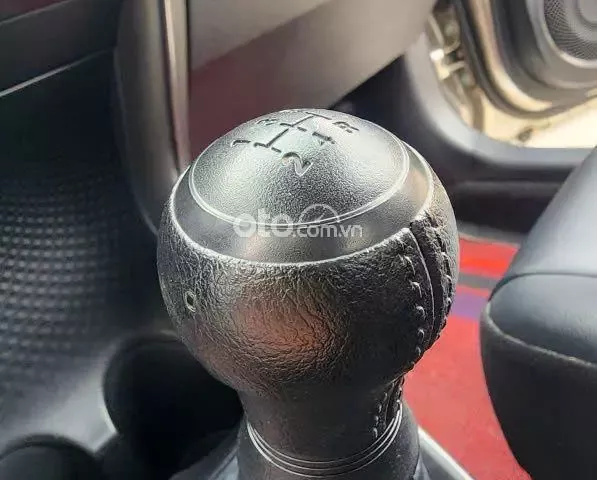 Toyota Vios 1.5E MT 2023 9