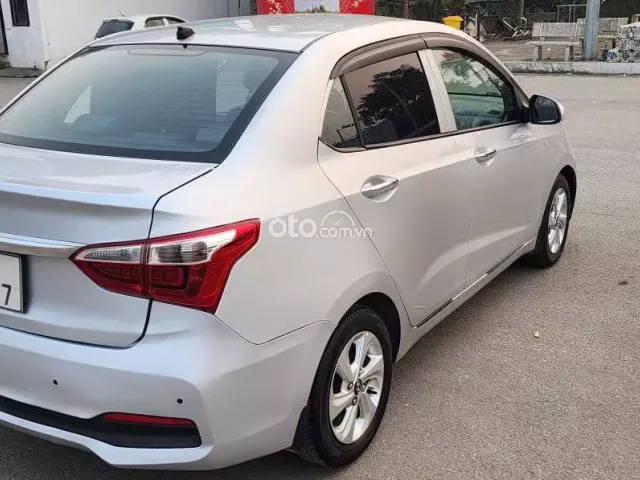 Xe cực đẹp, bản đủ