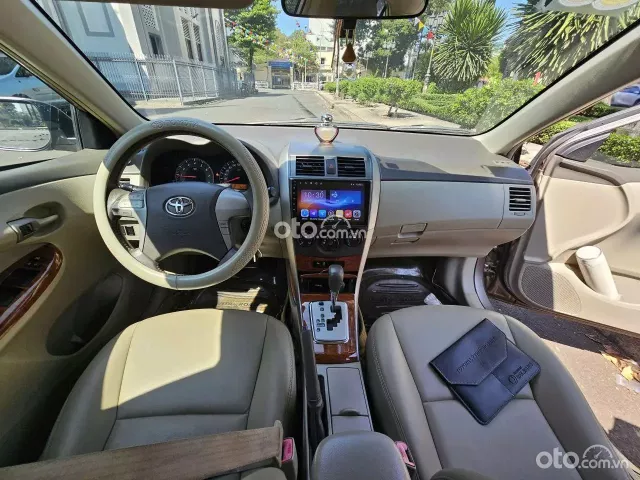 Toyota Corolla Altis 1.8 G 2009 11