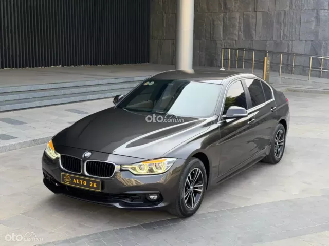 BMW 320i 2016 4