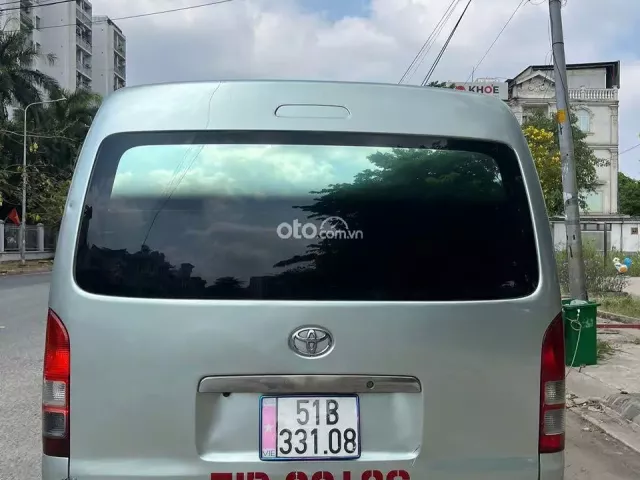 Toyota Hiace 2008 3