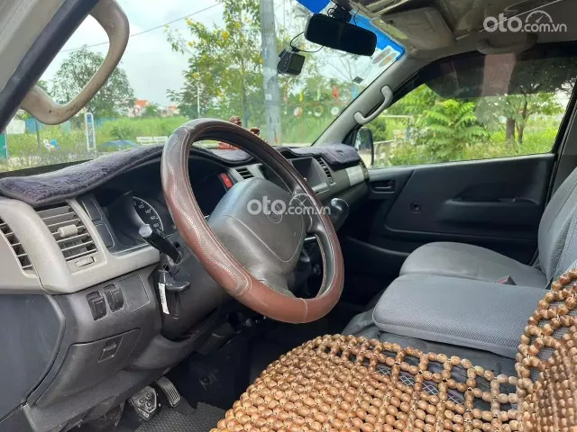 Toyota Hiace 2008 7