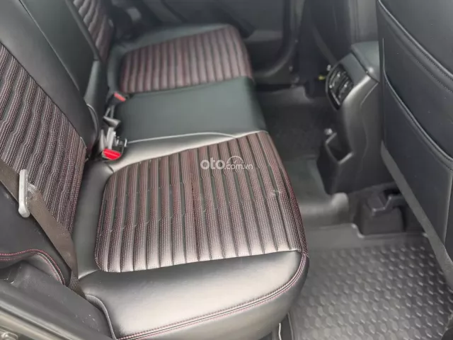 1 chủ 2v km zin