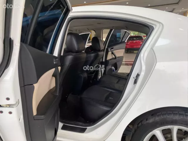 Mazda 3 1.6 AT 2013 8