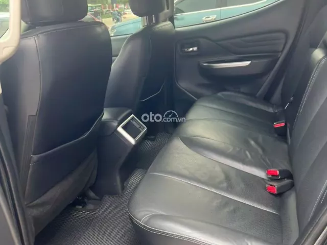Mitsubishi Triton 2019 8