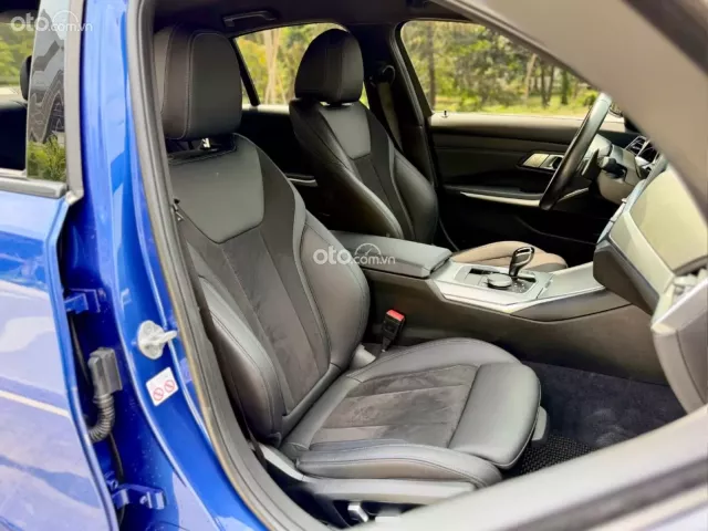 BMW 320i M Sport 2022 7