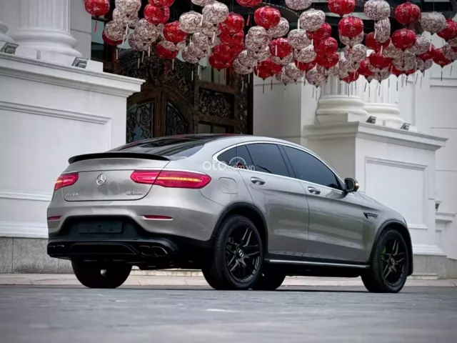 Mercedes-Benz GLC 300 4Matic Coupe 2019 3