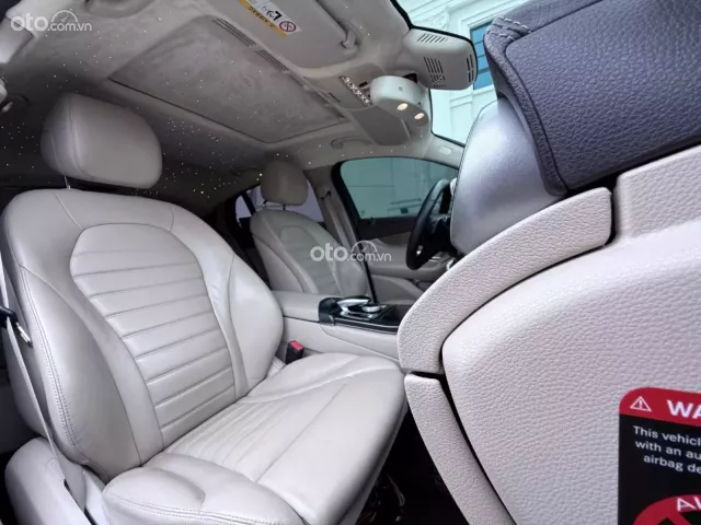 Mercedes-Benz GLC 300 4Matic Coupe 2019 17