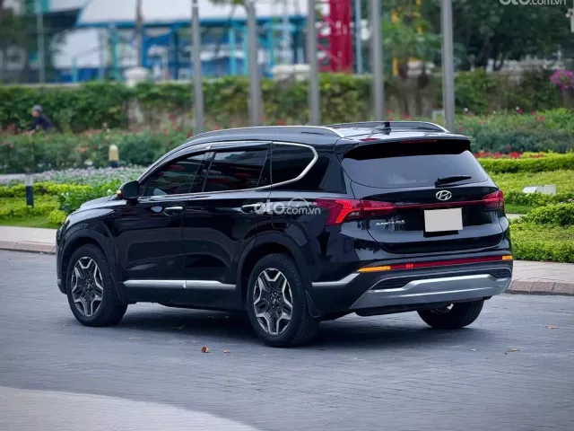 Hyundai Santa Fe 2.2 Dầu Cao cấp 2022 8