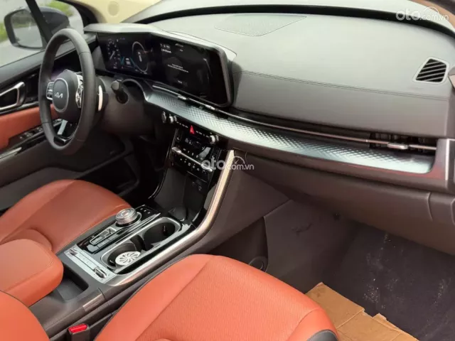 Kia Carnival 2.2D Signature 2023 10