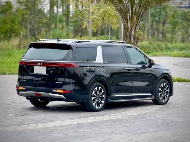 Kia Carnival 2.2D Signature 2023 6
