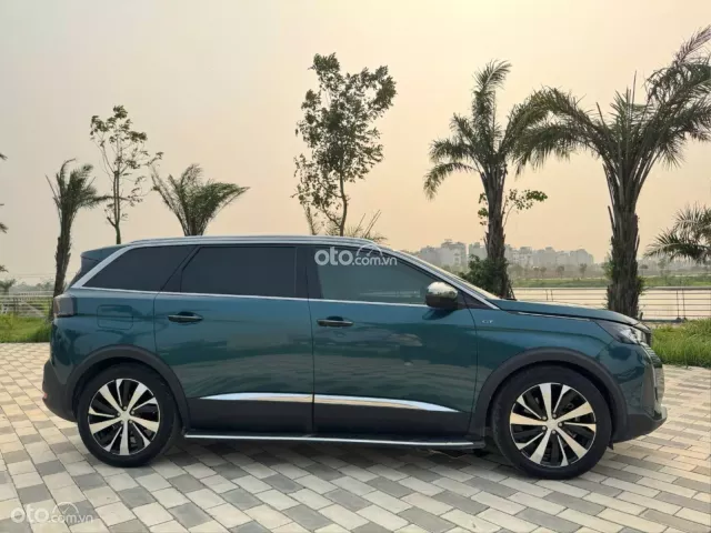 Peugeot 5008 GT 2022 2