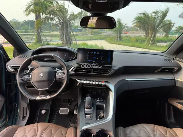 Peugeot 5008 GT 2022 17