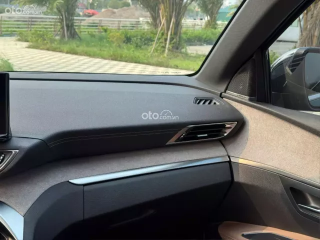 Peugeot 5008 GT 2022 19