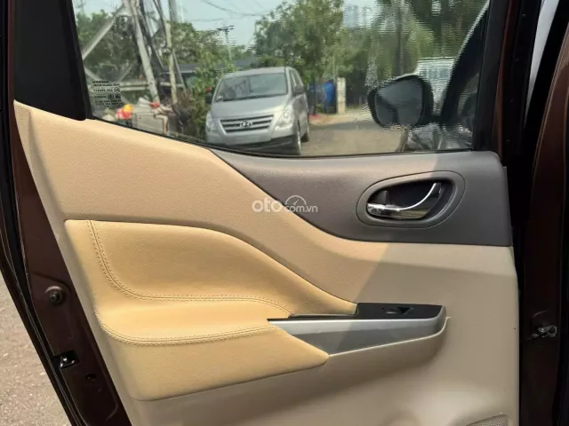 Nissan Navara EL Premium 2018 18
