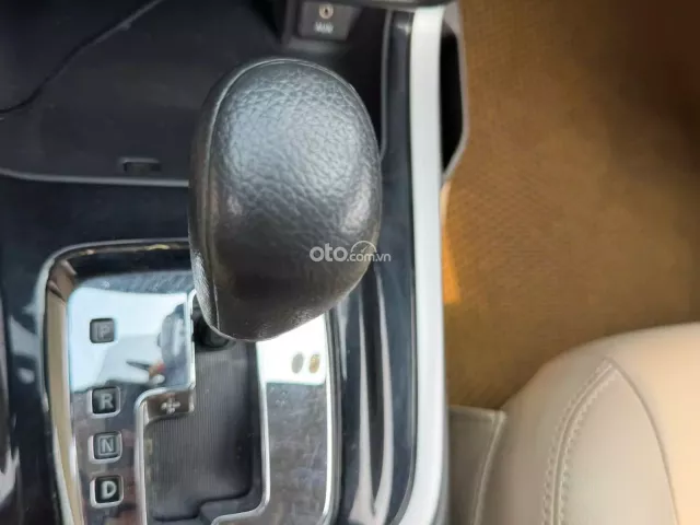 Nissan Navara EL Premium 2018 19