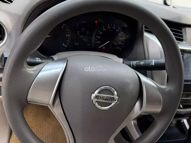 Nissan Navara EL Premium 2018 6