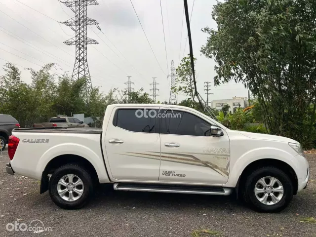 Nissan Navara 2.5 AT 2018 4