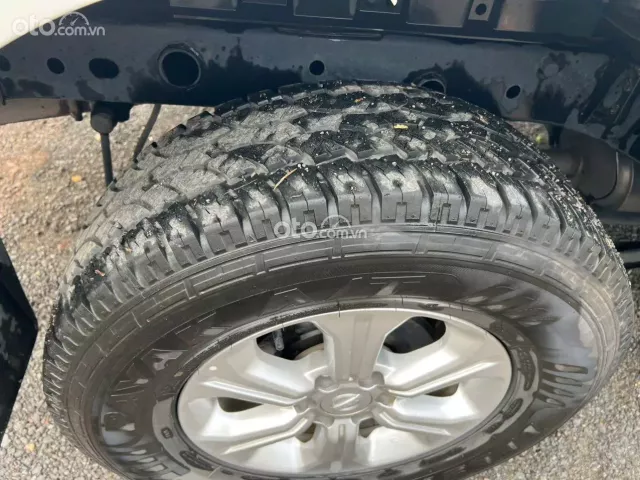 Nissan Navara 2.5 AT 2018 9